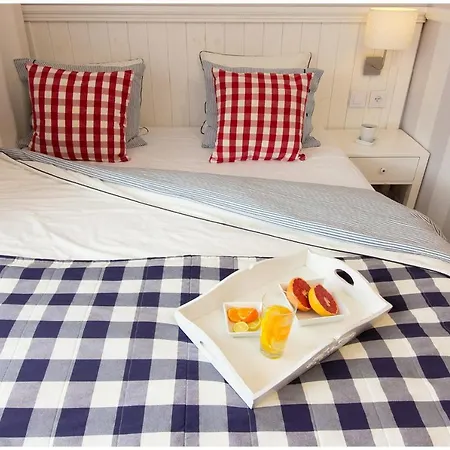 Karmazyn Δωμάτια σε οικογενειακή κατοικία Miedzyzdroje