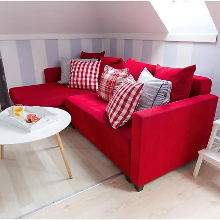 Karmazyn Kwatera prywatna *