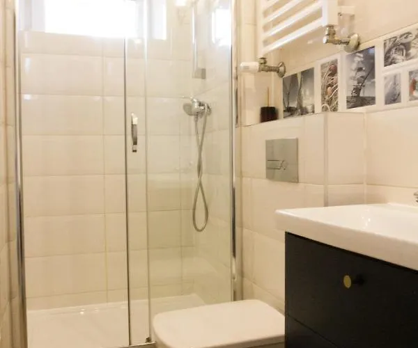 Karmazyn * 米兹多洛杰