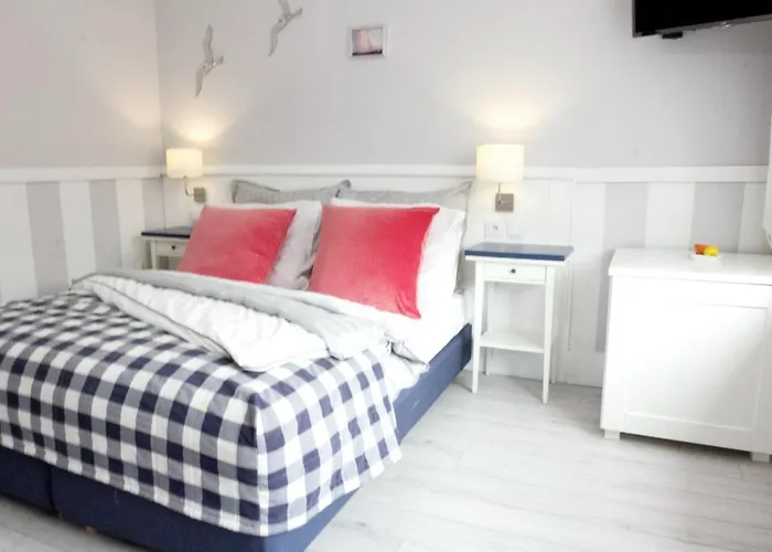 Karmazyn 民宿 米兹多洛杰